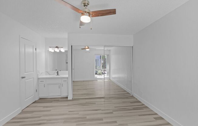 2 beds, 1 bath, 880 sqft, $1,775, Unit 107