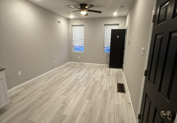 25 E HERMAN ST
