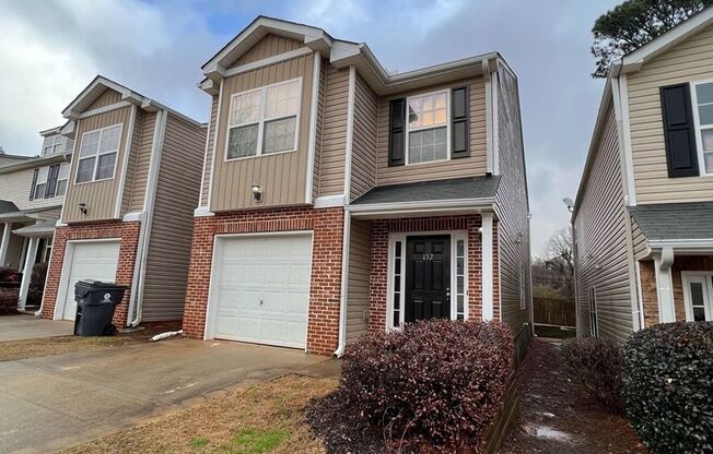 Great Villa Rica Townhome!