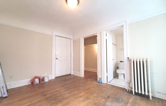 Studio, 1 bath, $745, Unit 112