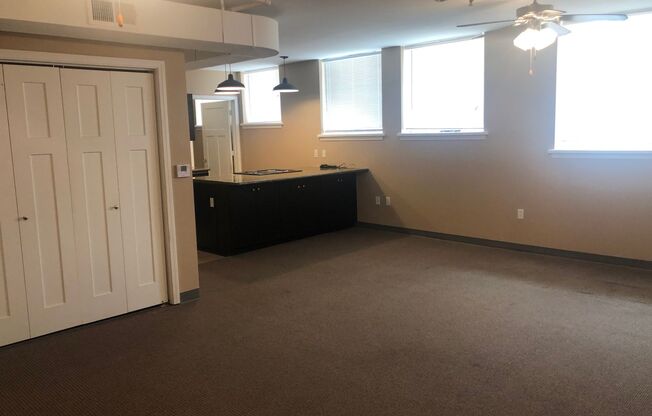 1 bed, 1 bath, $773, Unit Unit 203