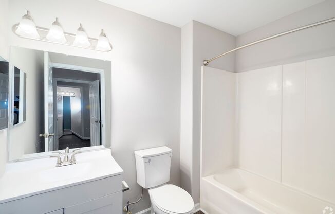 2 beds, 2 baths, 1,075 sqft, $1,325, Unit 124