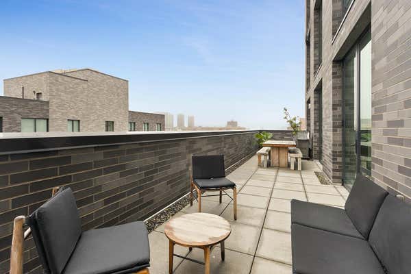 23 W 116 ST