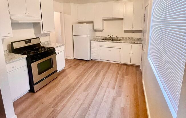 1 bed, 1 bath, $1,800, Unit Unit 1