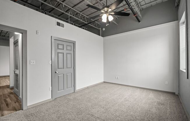 1 bed, 1 bath, 515 sqft, $950, Unit 228