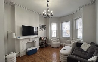 291 E ST