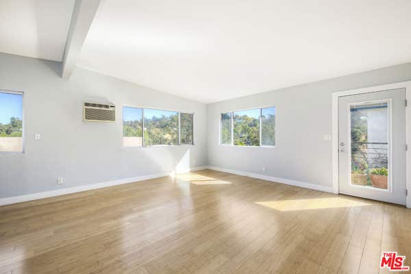 2245 SILVER RDG AVE