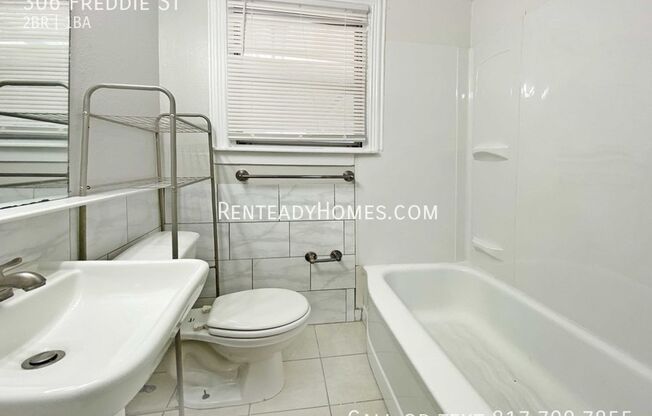 3 beds, 1 bath, $1,625