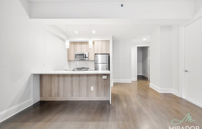 1 bed, 10 baths, $4,450, Unit 8B