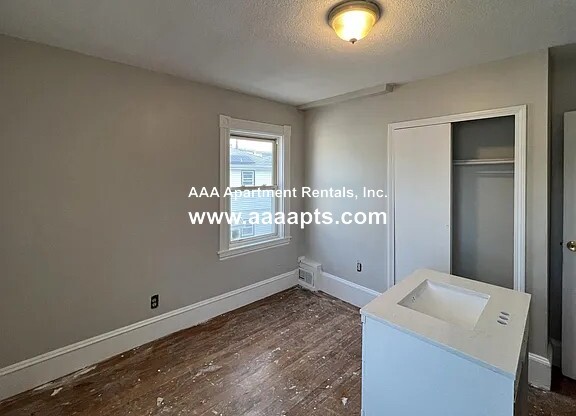 5 OLIVER ST