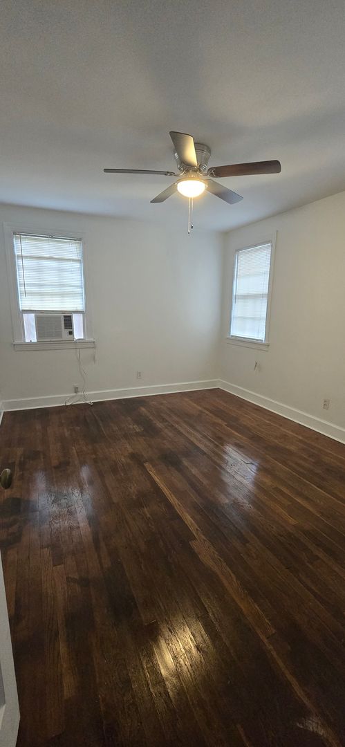 1513 East 49th Street