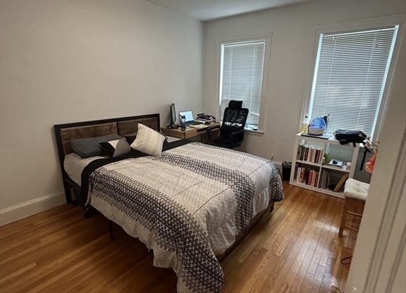 1 bed, 1 bath, 573 sqft, $2,150, Unit 24