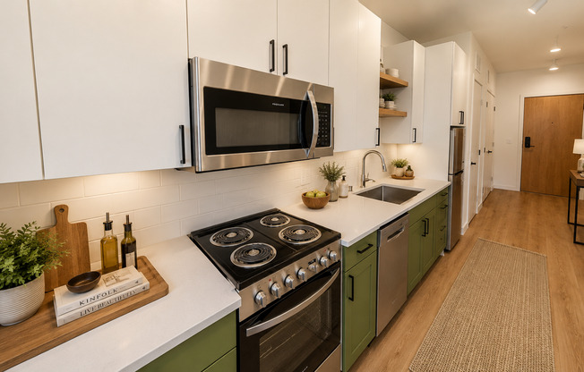 Studio, 1 bath, 401 sqft, $1,260, Unit 212