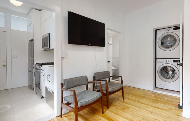 Furnished East Rock Apt- Heat Included! Planters, Laundry in Building, Private Parking Option