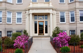 85 Park Dr.