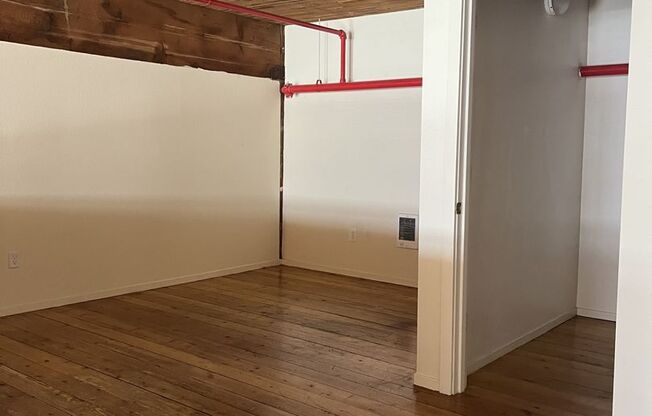 Everett Station Lofts