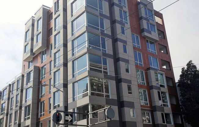 Newer Studio Condominium Built-in 2016 with A/C, Bike Parking, Storage and Free Webpass Internet at Desirable Hayes Valley