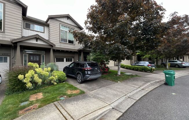 Beautiful 1,479 Sq Ft Bethany Home with 3 Bedrooms, 2.5 Bathrooms, and Bright Open Living Spaces