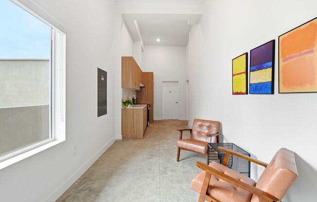 Studio, 1 bath, 579 sqft, $2,095, Unit 305-C
