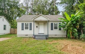 Limited Time $200 Move-In Special! Modern updates, spacious layout, and ready for you to make it home. 12-month lease.