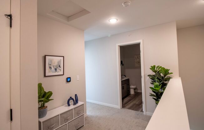 3 beds, 2.5 baths, 1,700 sqft, $3,125, Unit 1207