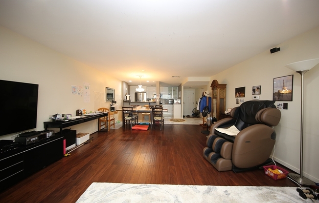 173 OAK ST