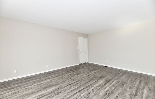 2 beds, 2 baths, 876 sqft, $1,449, Unit 220-03
