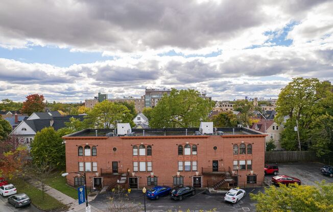 2 beds, 1 bath, 674 sqft, $1,250, Unit GH-04