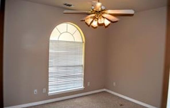Custom-Built Home with Spacious Living Areas & Pool