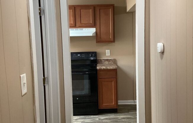 2 beds, 1 bath, $995