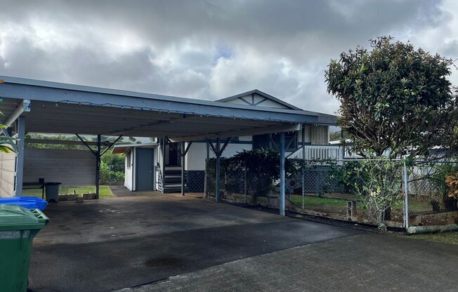 Wonderful Kaneohe 3 bedrooms, 1.5 bath House with Carport - Avail now!