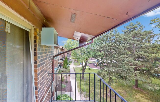 2432 Waterbury Dr