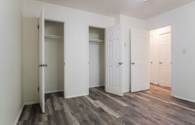 33rd W Ave Apartments