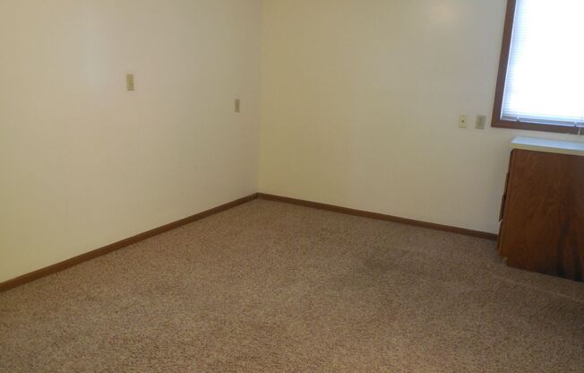 2 beds, 1.5 baths, 680 sqft, $949, Unit 8530