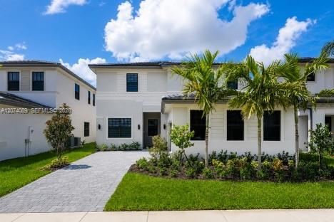 17552 SW 46 ST