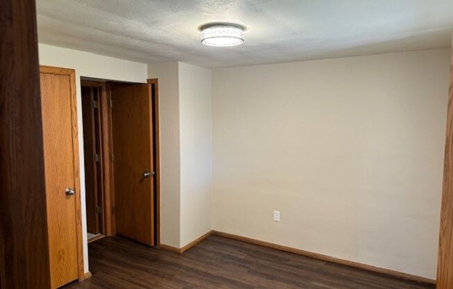 3 beds, 2 baths, 1,200 sqft, $2,350, Unit 5