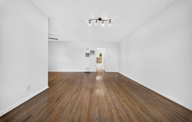 1412 W. 17th St