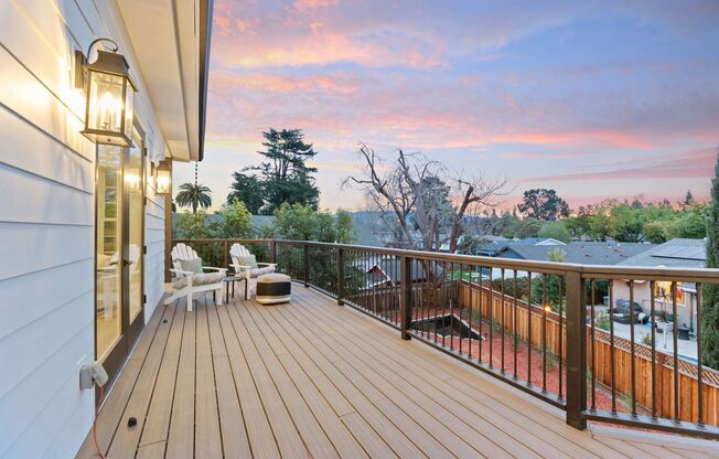 $11,995 - Stunning Executive Estate in Willow Glen