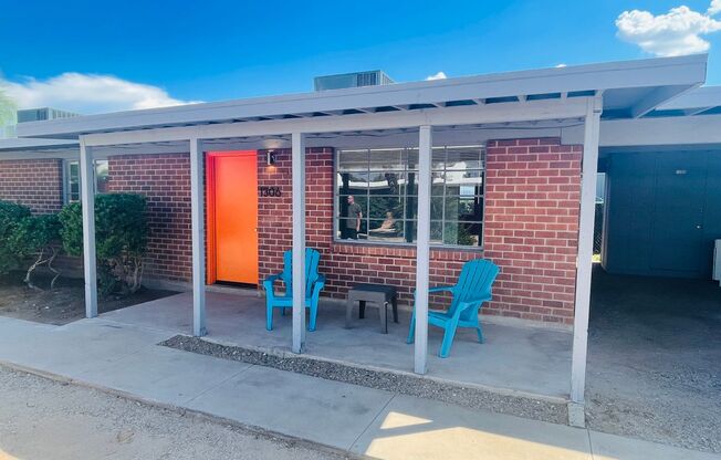 Beautifully Crafted Unit at The Richey!!