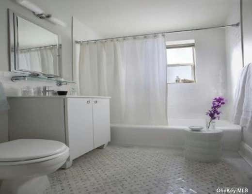 3 beds, 2 baths, 1,500 sqft, $4,700, Unit 519-20