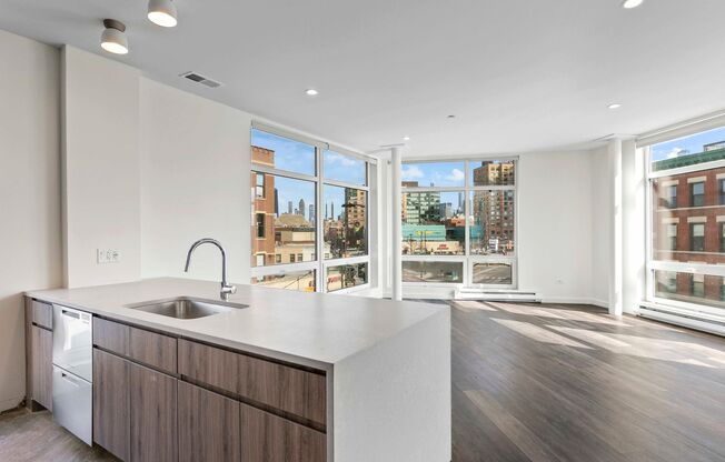 3 beds, 2 baths, 1,383 sqft, $4,650, Unit 301