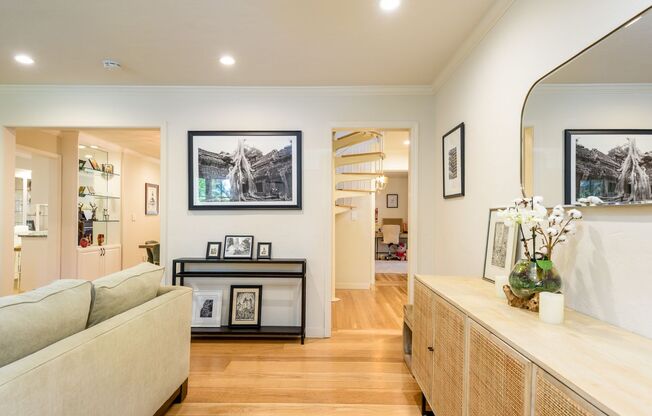 Charm of a Carmel Cottage in Menlo Park Allied Arts 3/2 with Bonus Rooms