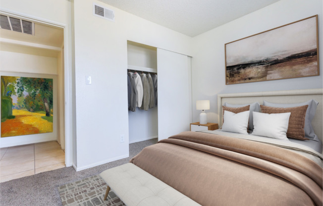 2 beds, 1 bath, 780 sqft, $1,099, Unit 2045