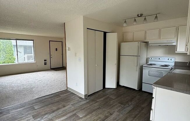 WOODMONT APARTMENTS