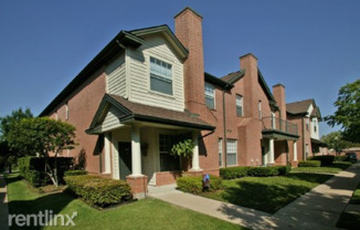 6205 Chapel Hill Blvd