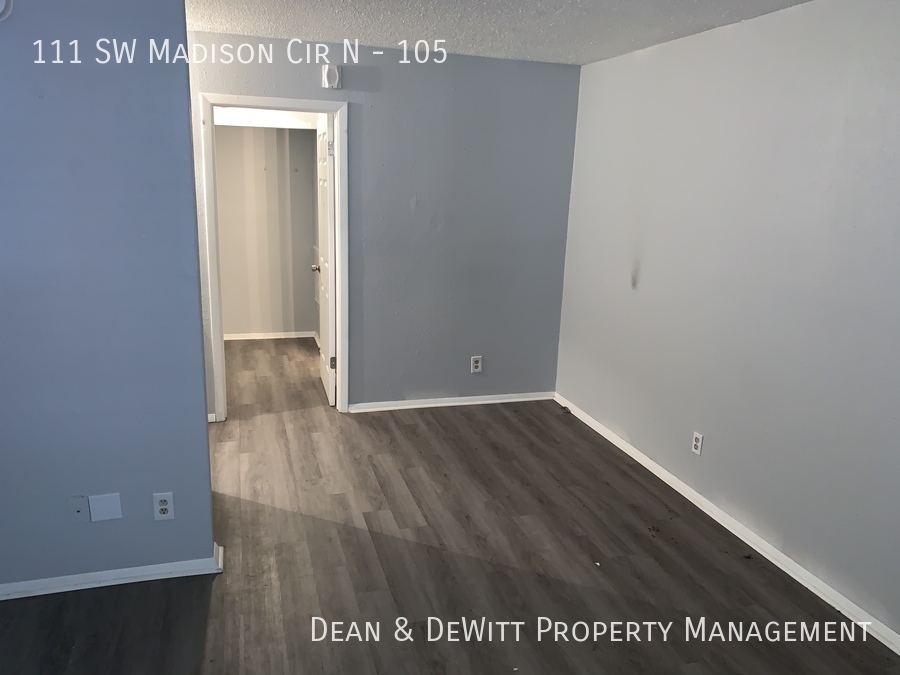 111 SW Madison Cir N