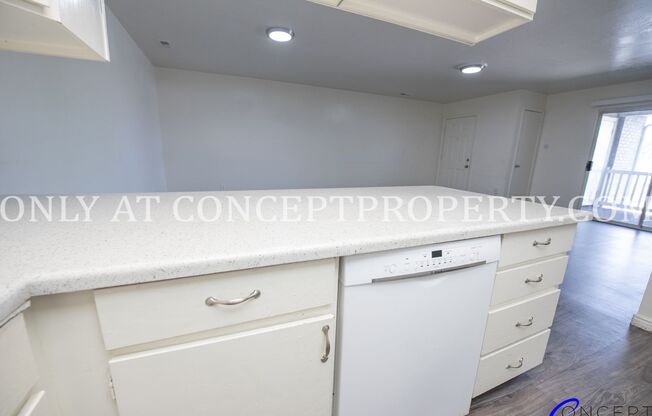 3 beds, 2 baths, 1,350 sqft, $1,649, Unit 4034 22