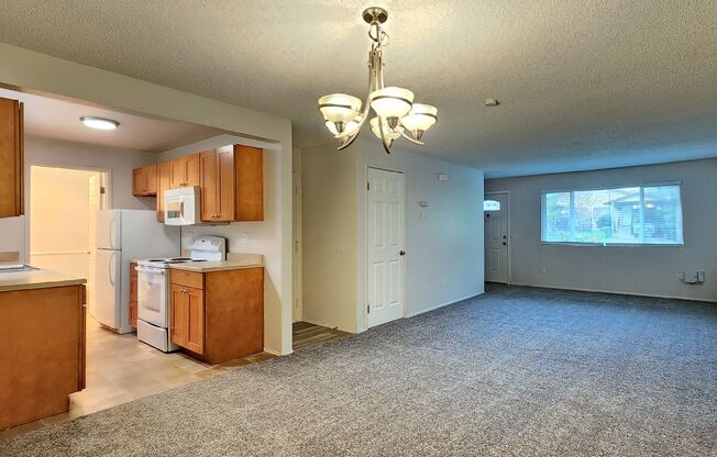 2 beds, 1.5 baths, 1,009 sqft, $1,895, Unit Unit A