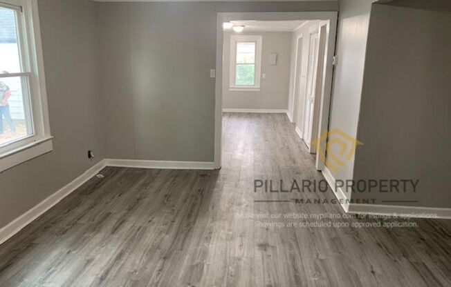 1012-1014 S Worth Ave