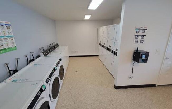 2 beds, 1 bath, 724 sqft, $1,600, Unit 3804-18